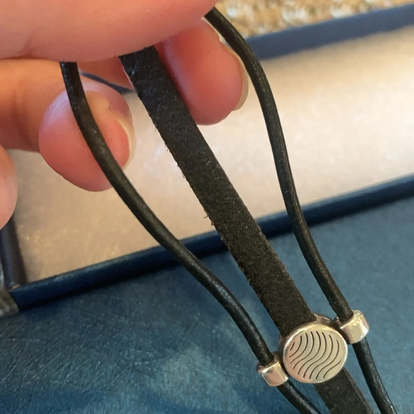 Women’s Small Black Leather Triple Strand Bracelet Magnetic Clasp and Blue Stone - Picture 5 of 9